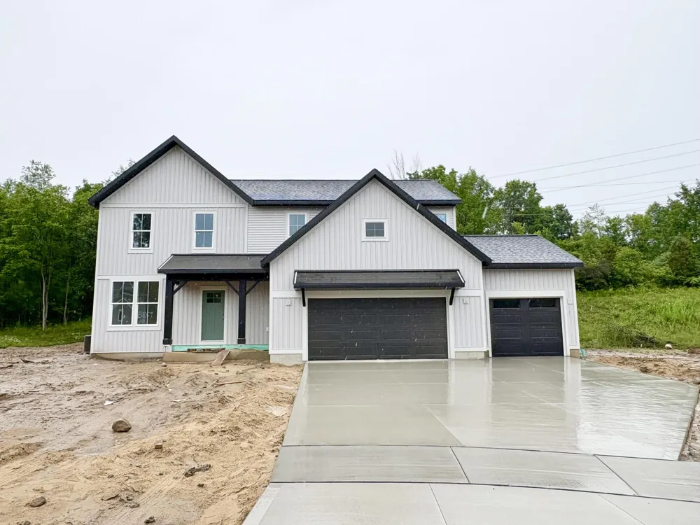 5859 Valley Point Drive SE Caledonia Township, MI 49316