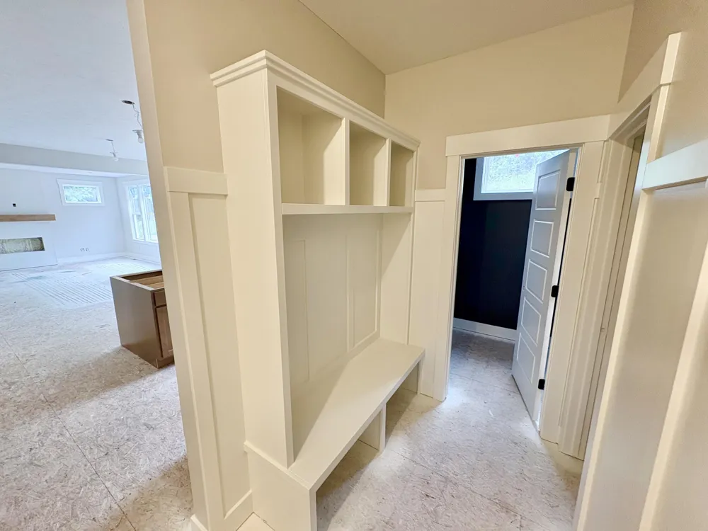 5859 Valley Point Drive SE Caledonia Township, MI 49316