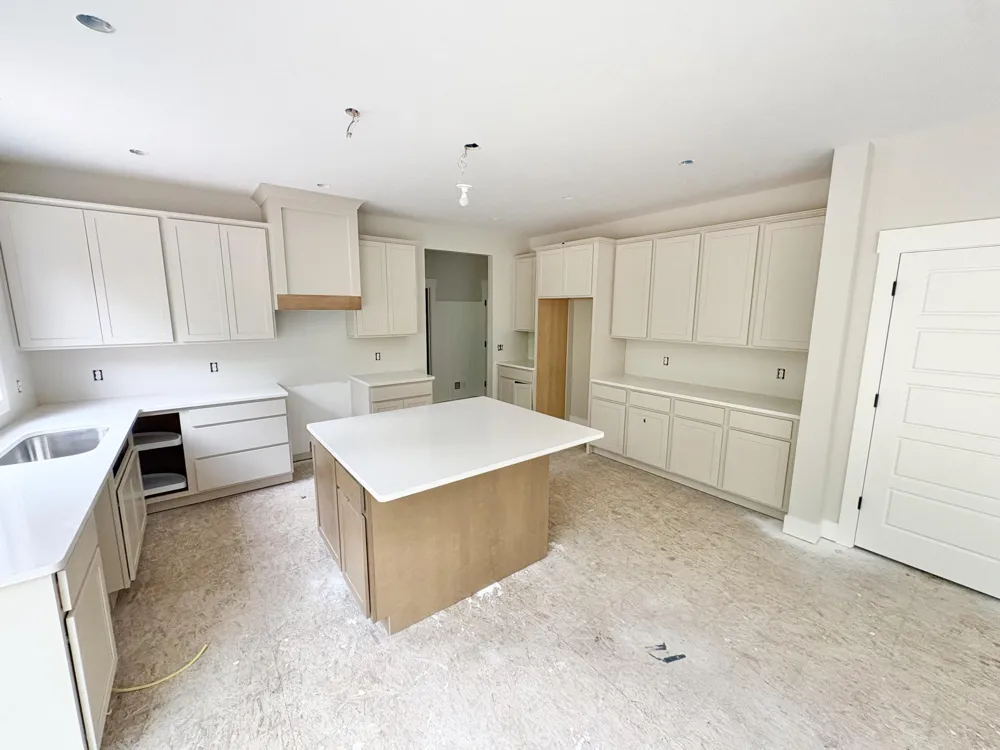 5859 Valley Point Drive SE Caledonia Township, MI 49316