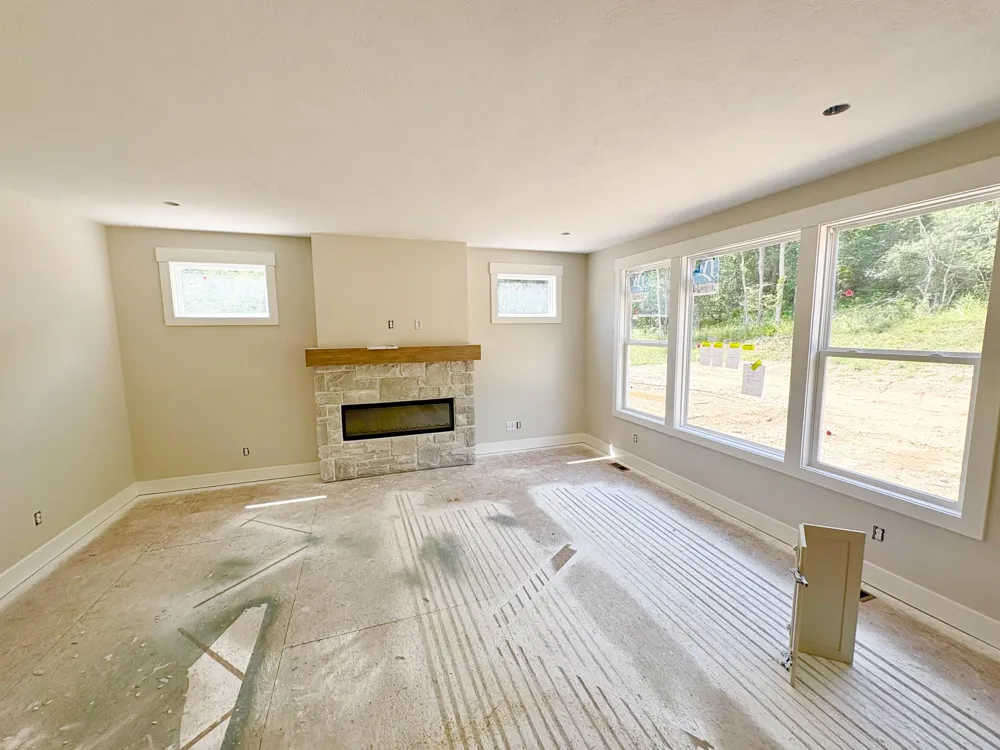 5859 Valley Point Drive SE Caledonia Township, MI 49316
