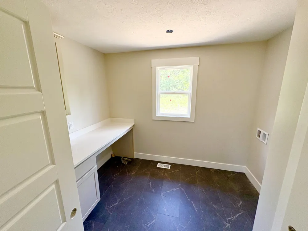 5859 Valley Point Drive SE Caledonia Township, MI 49316
