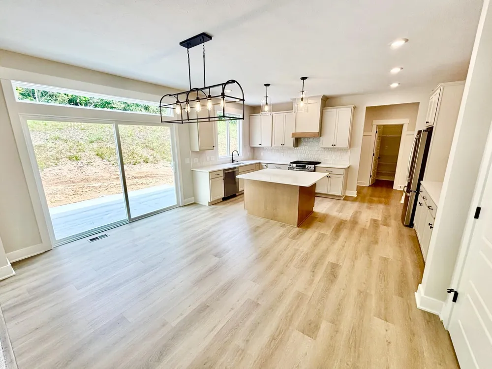 5859 Valley Point Drive SE Caledonia Township, MI 49316