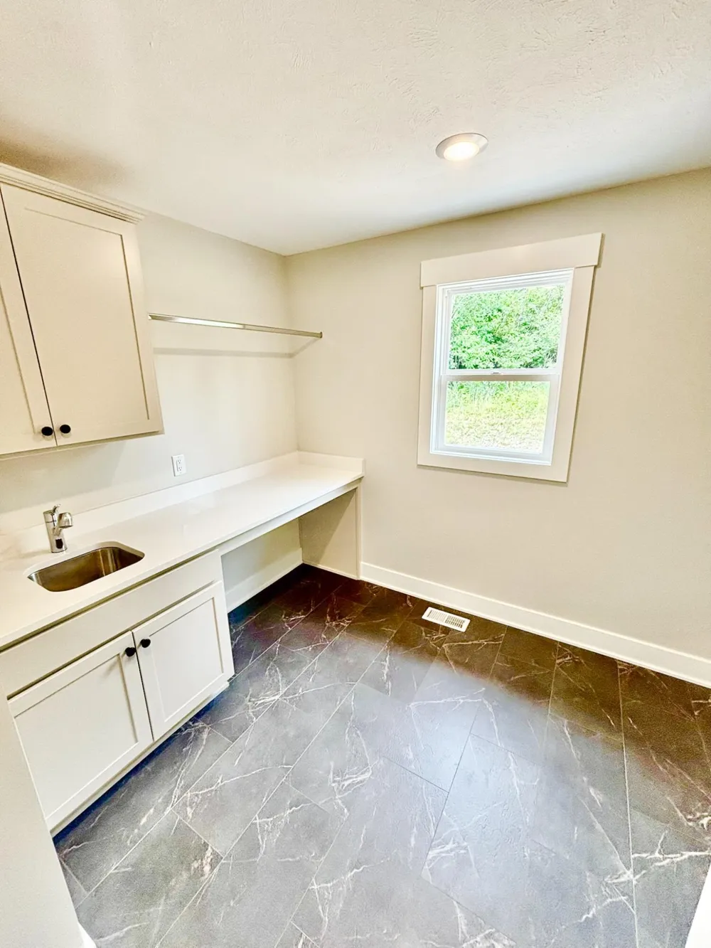 5859 Valley Point Drive SE Caledonia Township, MI 49316