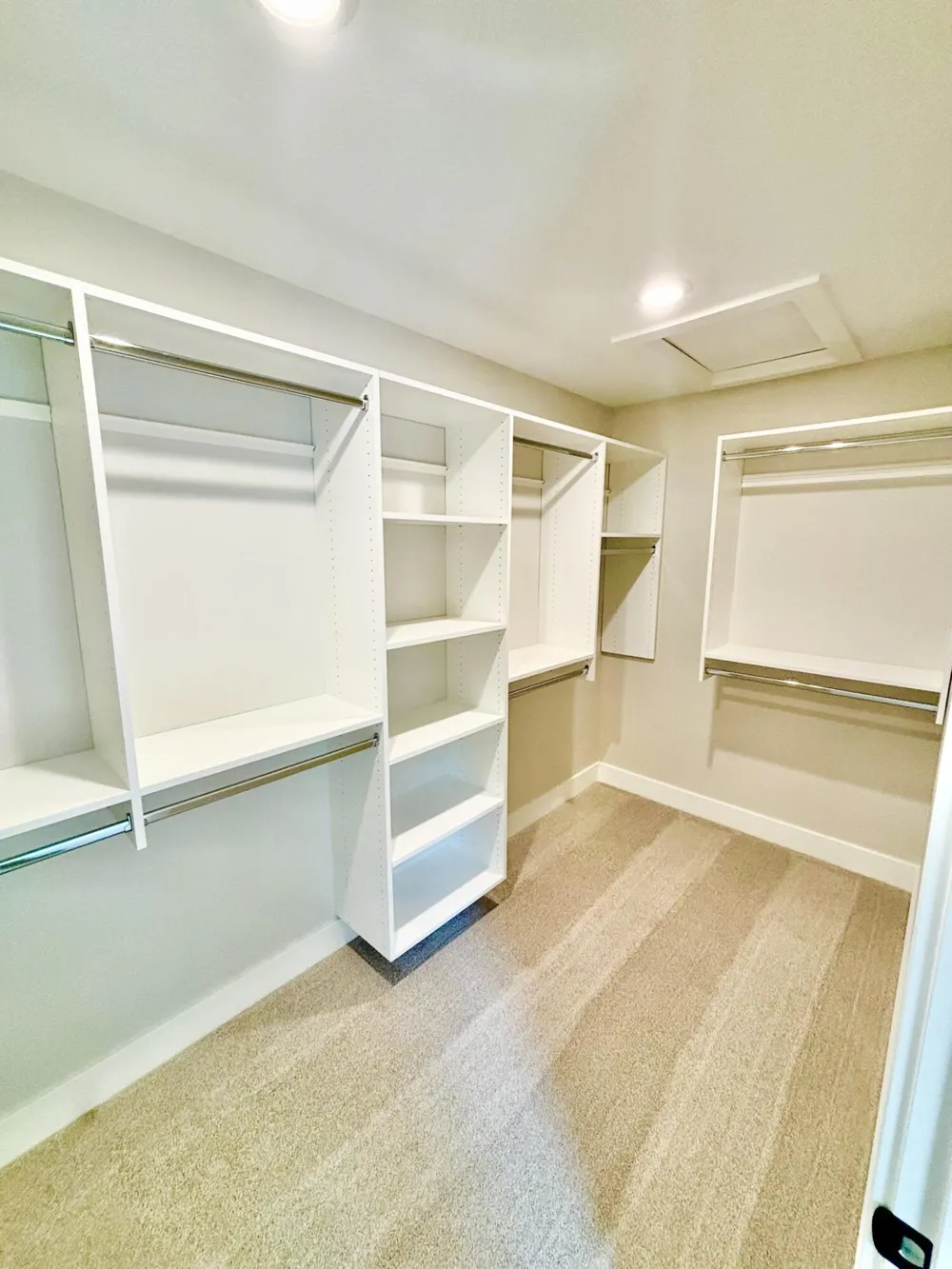 5859 Valley Point Drive SE Caledonia Township, MI 49316
