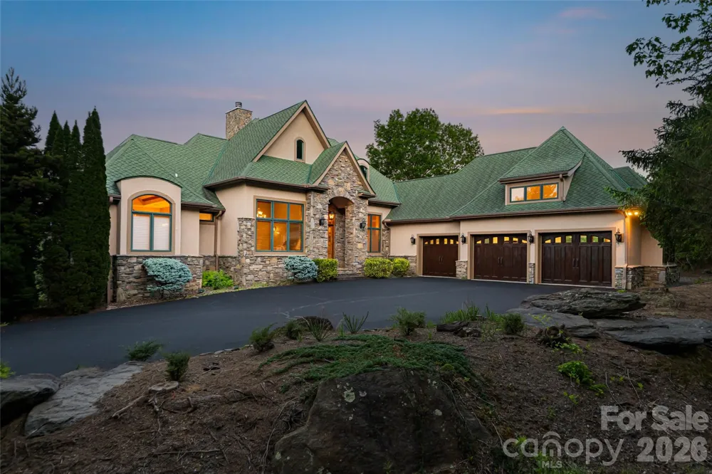 326 Summit Drive Whittier, NC 28789