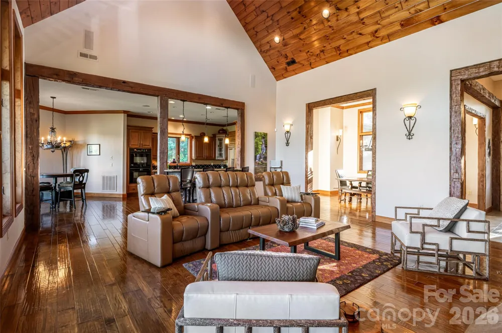 326 Summit Drive Whittier, NC 28789