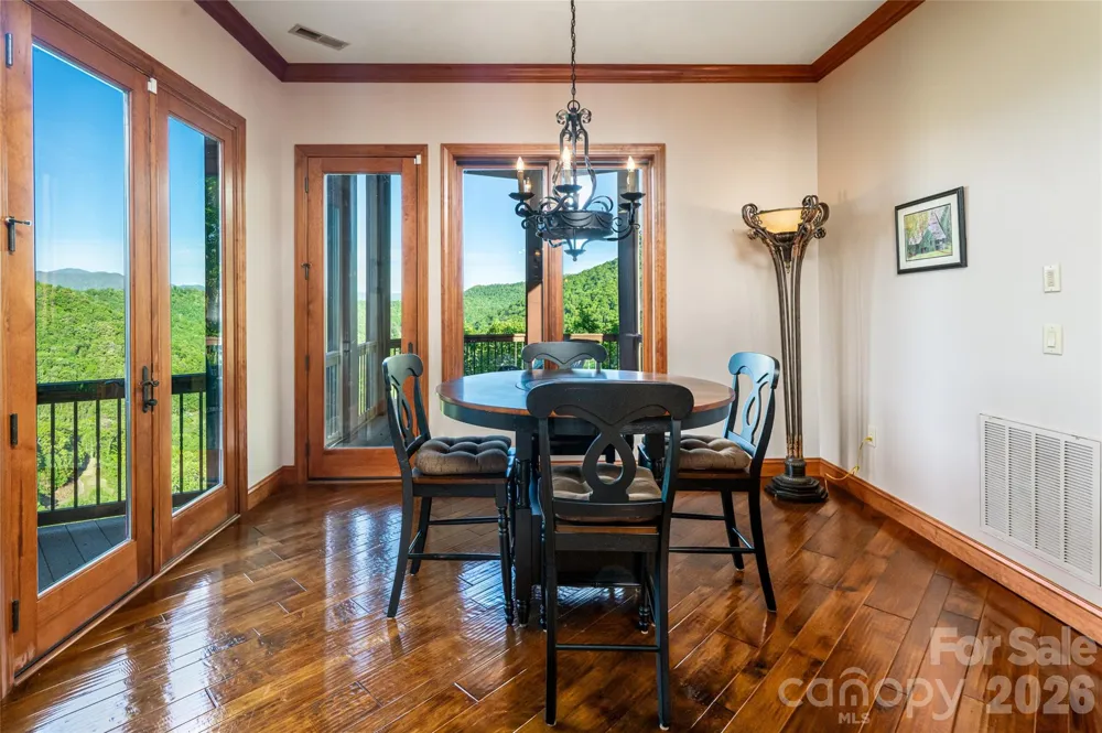 326 Summit Drive Whittier, NC 28789