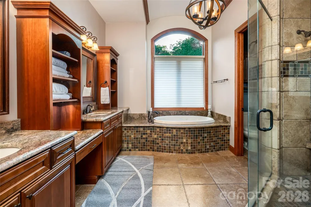 326 Summit Drive Whittier, NC 28789