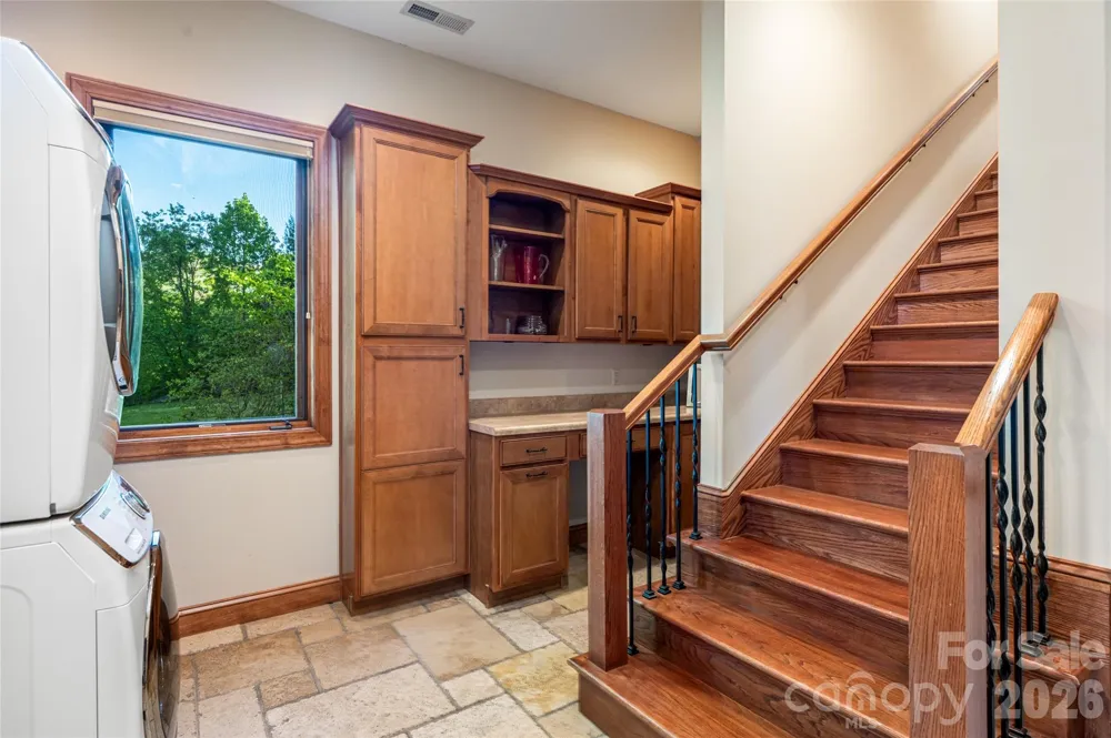 326 Summit Drive Whittier, NC 28789