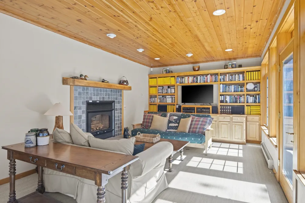 8431 Drake Lane Whitewater Township, MI 49690