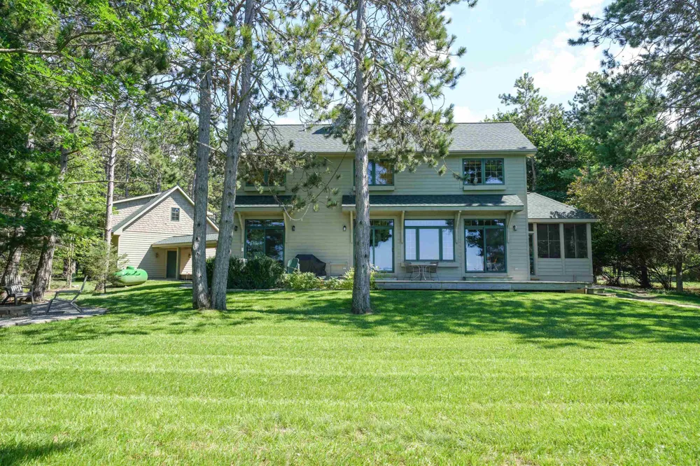 8431 Drake Lane Whitewater Township, MI 49690