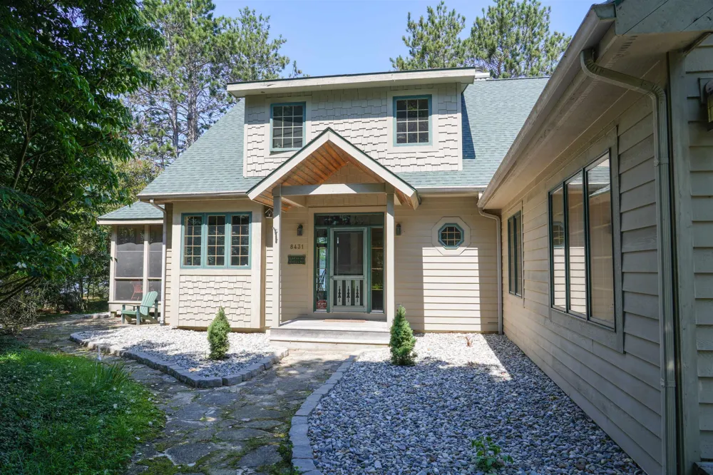 8431 Drake Lane Whitewater Township, MI 49690