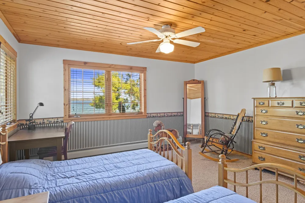 8431 Drake Lane Whitewater Township, MI 49690