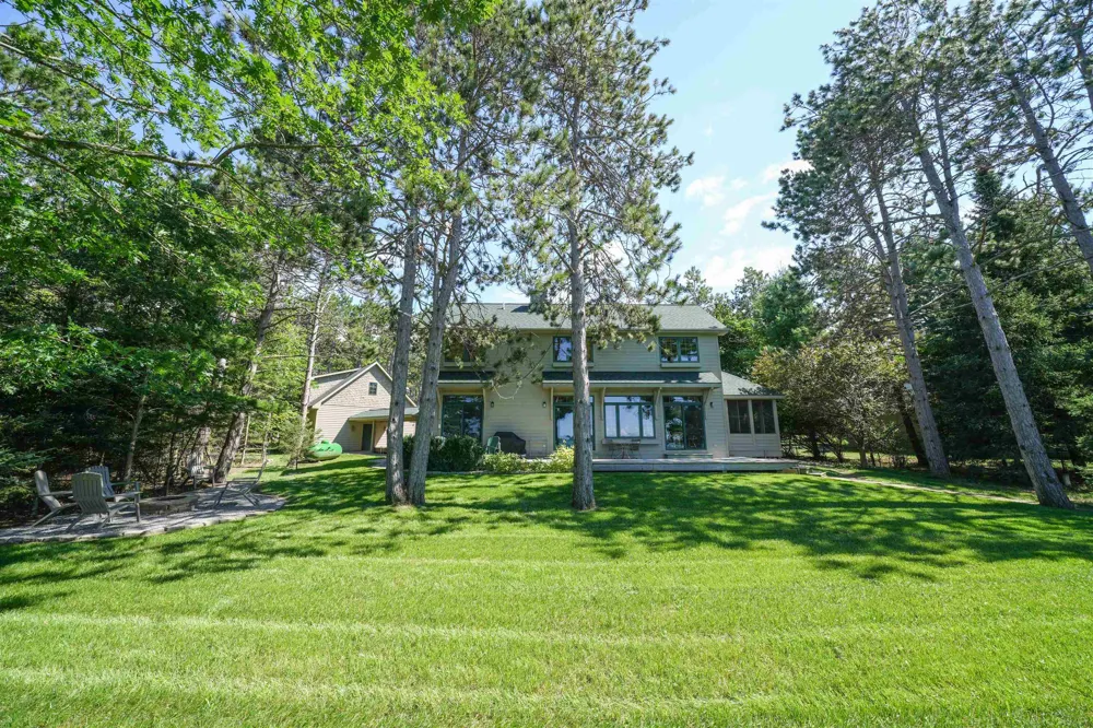 8431 Drake Lane Whitewater Township, MI 49690