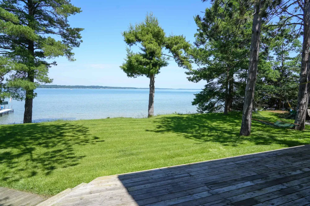 8431 Drake Lane Whitewater Township, MI 49690