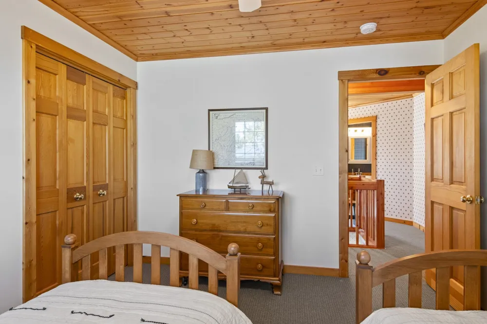 8431 Drake Lane Whitewater Township, MI 49690