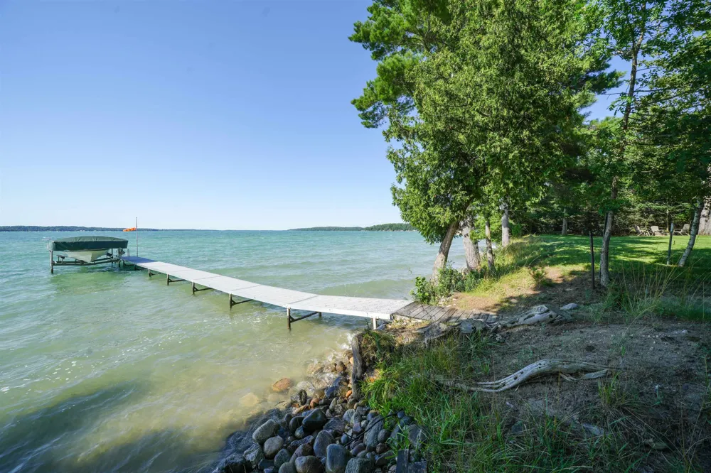 8431 Drake Lane Whitewater Township, MI 49690