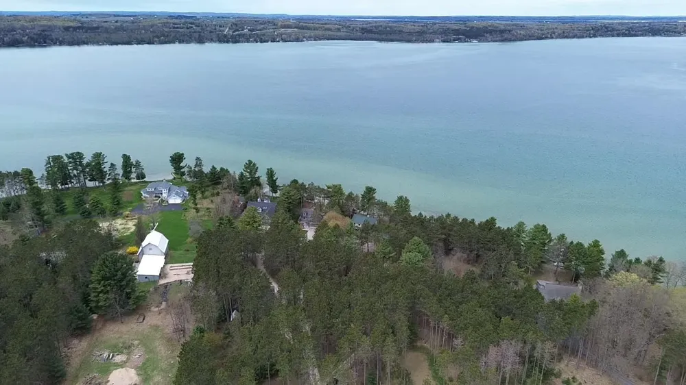 8431 Drake Lane Whitewater Township, MI 49690