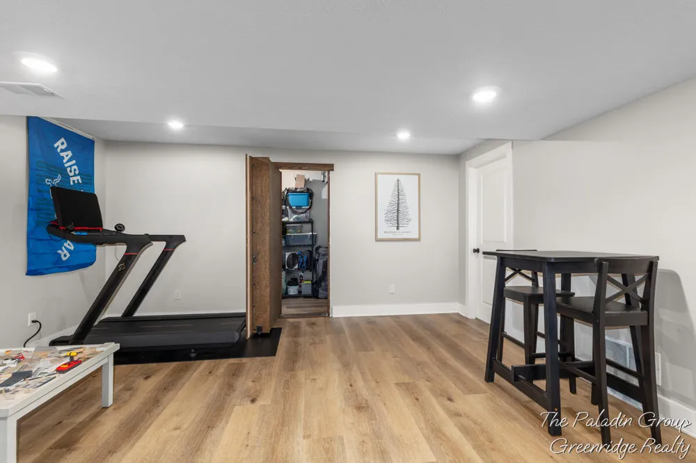 9404 Shoreway Drive Port Sheldon Township, MI 49460