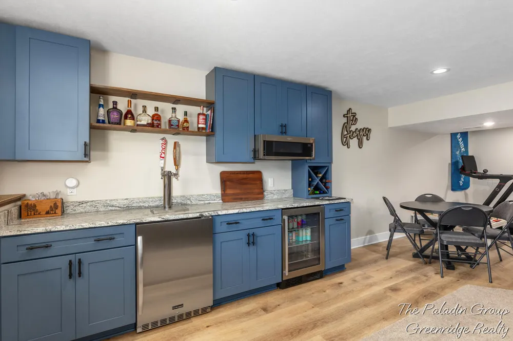 9404 Shoreway Drive Port Sheldon Township, MI 49460