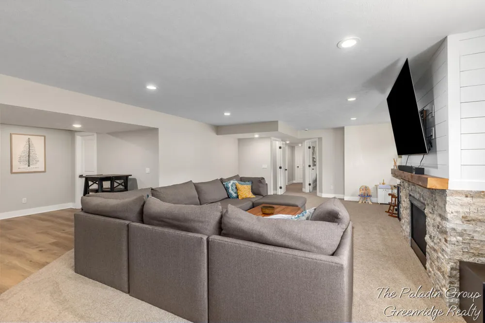 9404 Shoreway Drive Port Sheldon Township, MI 49460