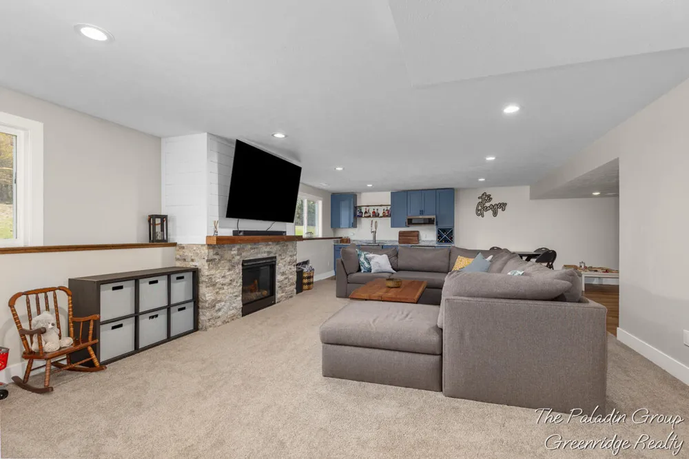 9404 Shoreway Drive Port Sheldon Township, MI 49460