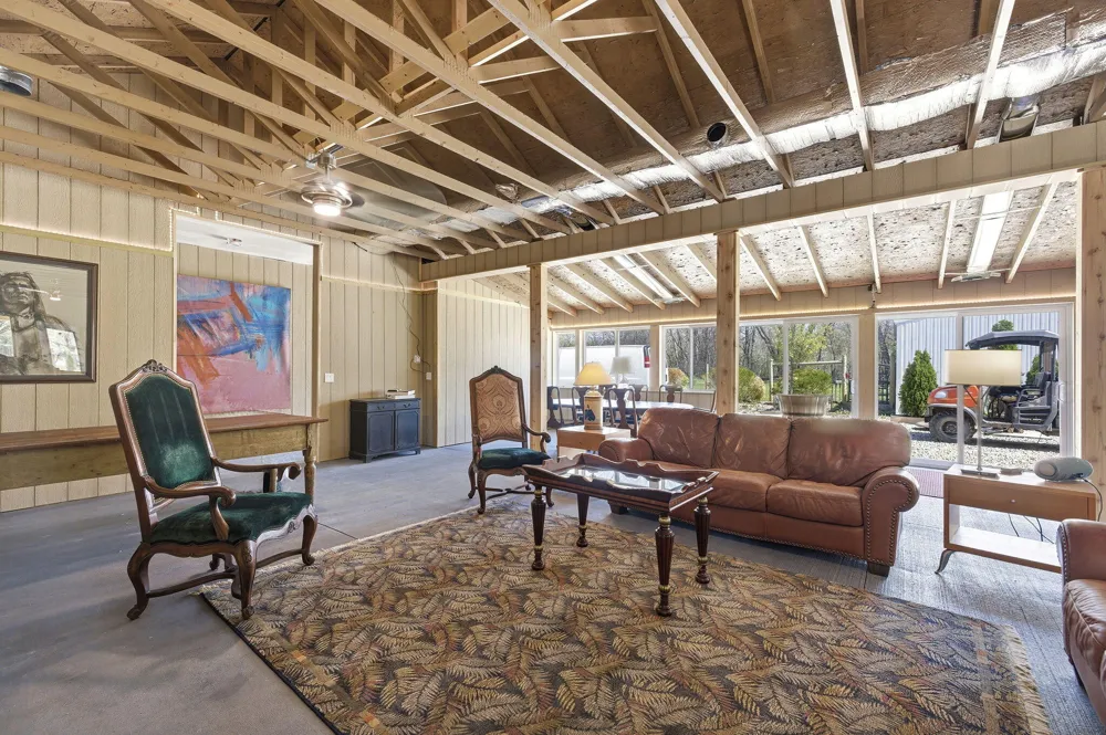11971 S Hildebrandt Road Chikaming Township, MI 49125