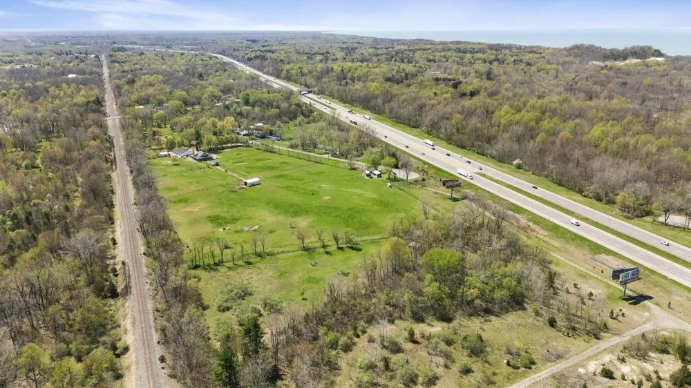 11971 S Hildebrandt Road Chikaming Township, MI 49125