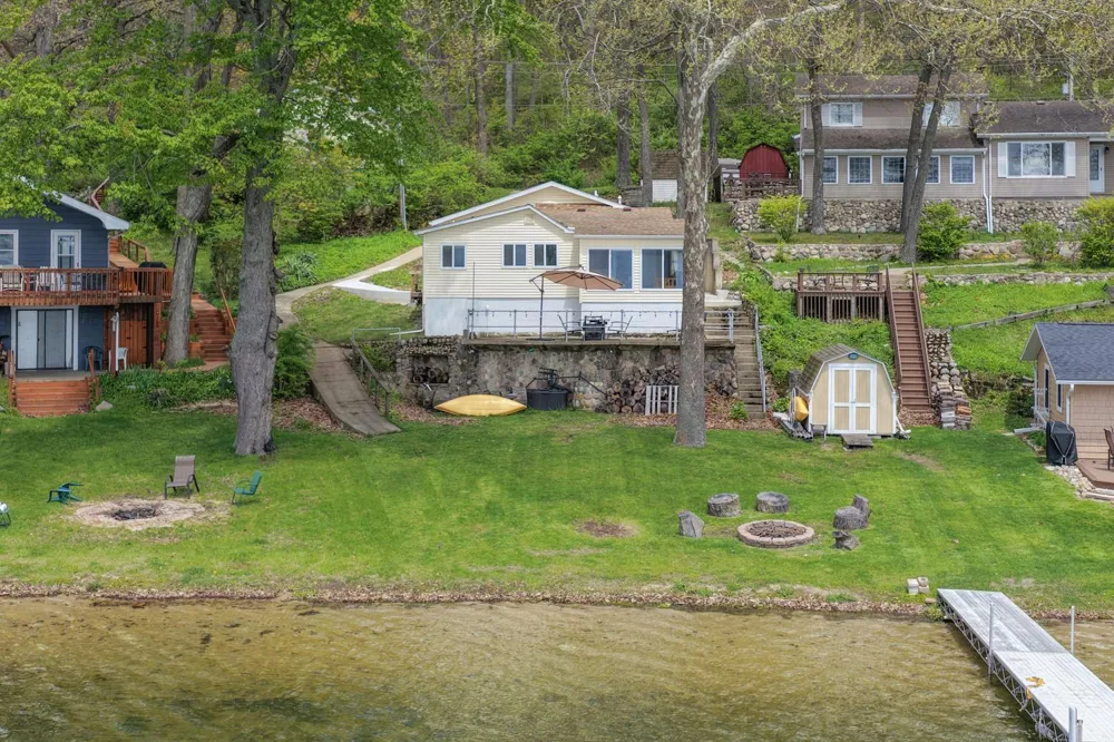 58484 E Clear Lake Road Fabius Township, MI 49093