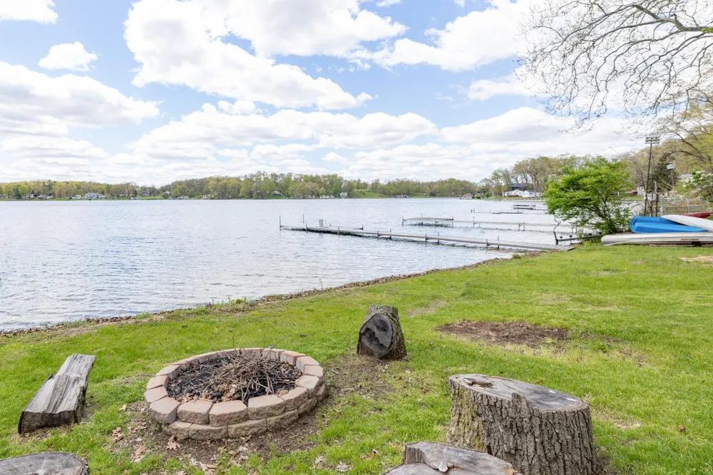 58484 E Clear Lake Road Fabius Township, MI 49093