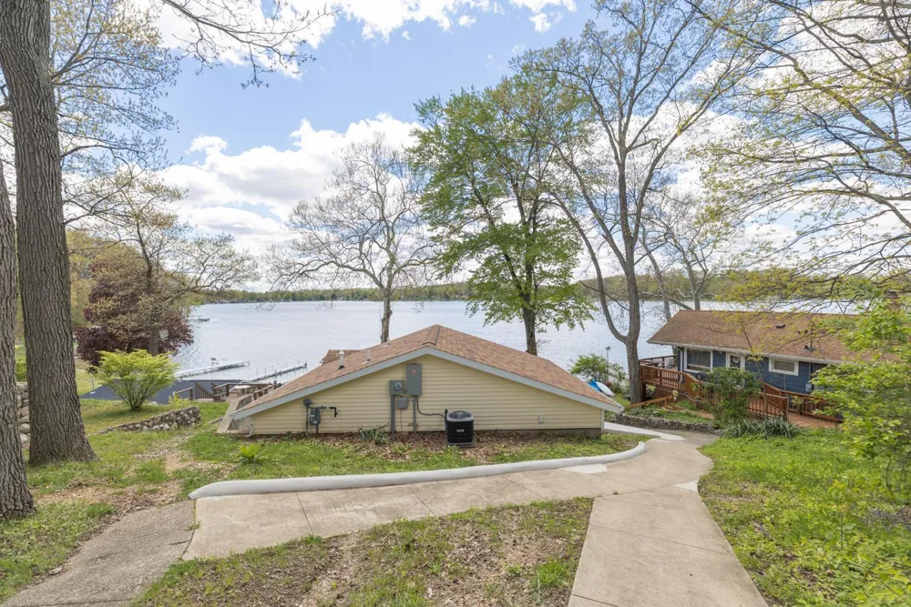 58484 E Clear Lake Road Fabius Township, MI 49093