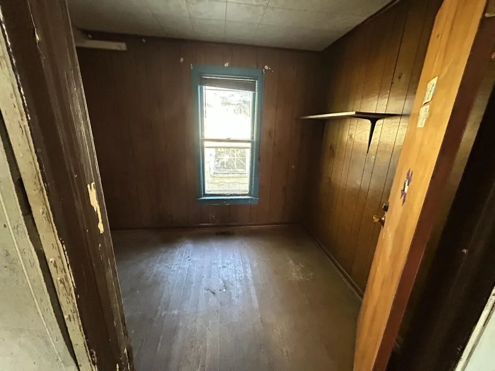 114 Ridge Street Jackson City, MI 49203