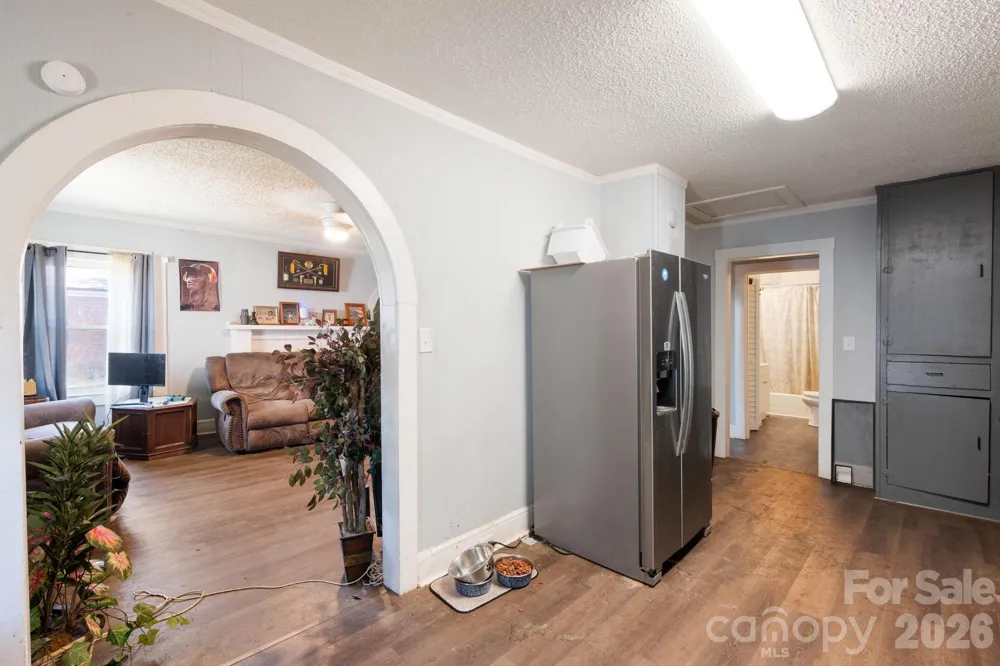 136 S Broadway Street Forest City, NC 28043