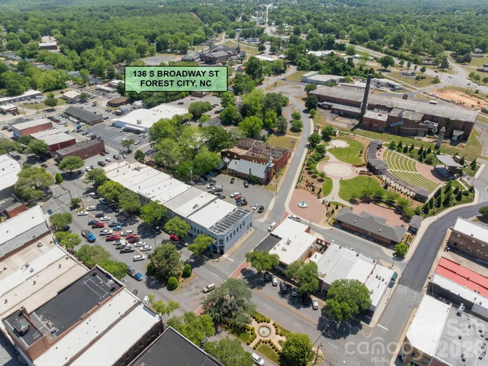 136 S Broadway Street Forest City, NC 28043