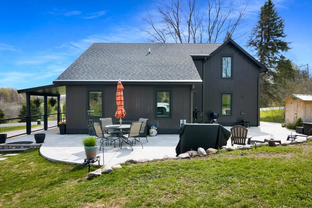 2768 S Center Highway Bingham Township, MI 49682