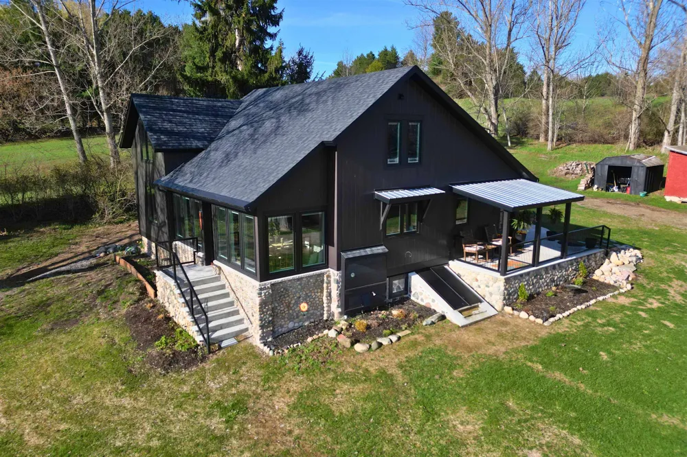 2768 S Center Highway Bingham Township, MI 49682