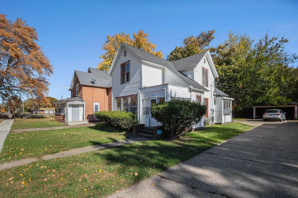 955 Colfax Avenue Benton Harbor City, MI 49022