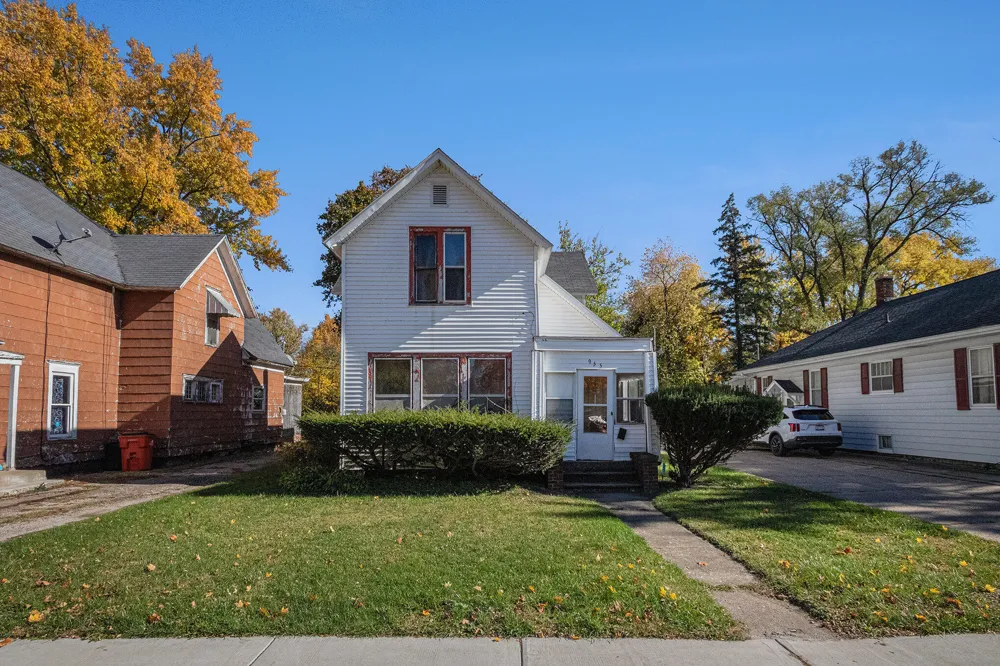955 Colfax Avenue Benton Harbor City, MI 49022