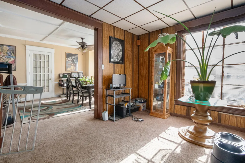 955 Colfax Avenue Benton Harbor City, MI 49022