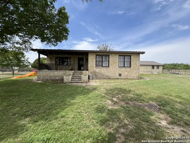 545 HIGHGATE DR Bandera, TX 78003