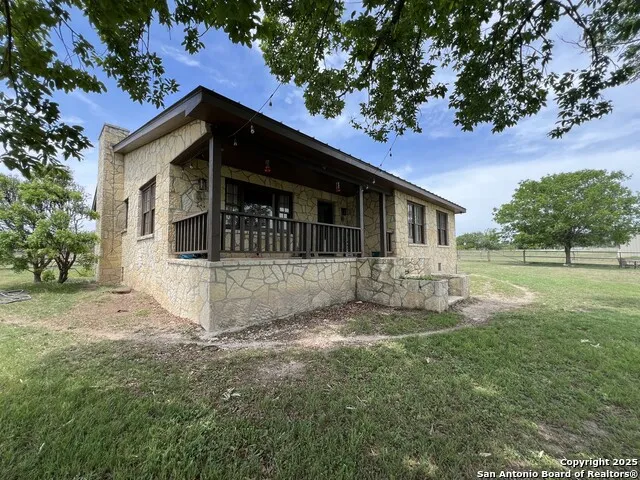 545 HIGHGATE DR Bandera, TX 78003