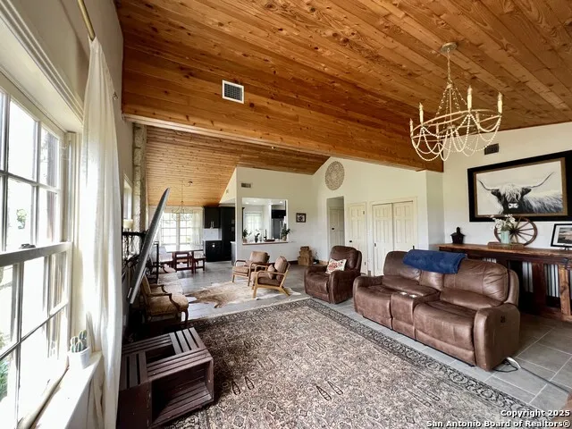545 HIGHGATE DR Bandera, TX 78003
