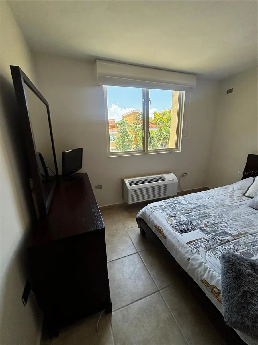 98 VIA POSITANO #98 Humacao, PR 00791