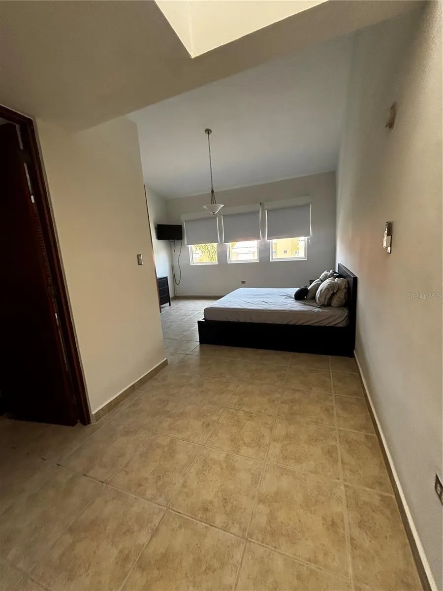 98 VIA POSITANO #98 Humacao, PR 00791