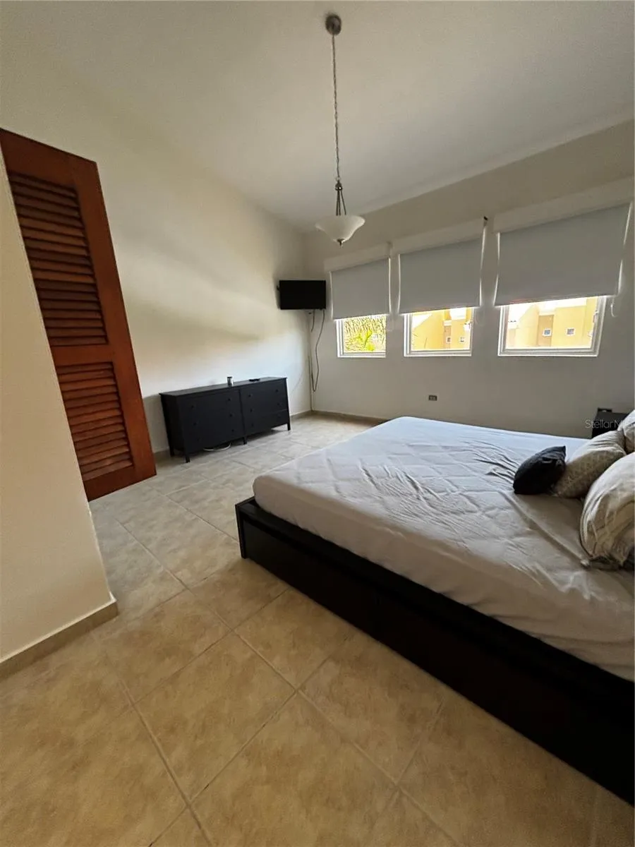98 VIA POSITANO #98 Humacao, PR 00791