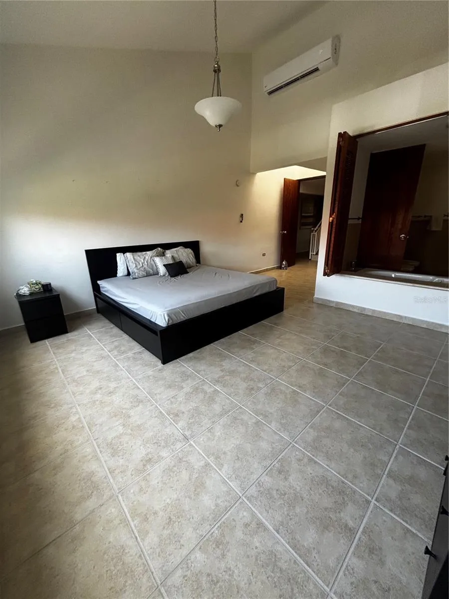 98 VIA POSITANO #98 Humacao, PR 00791