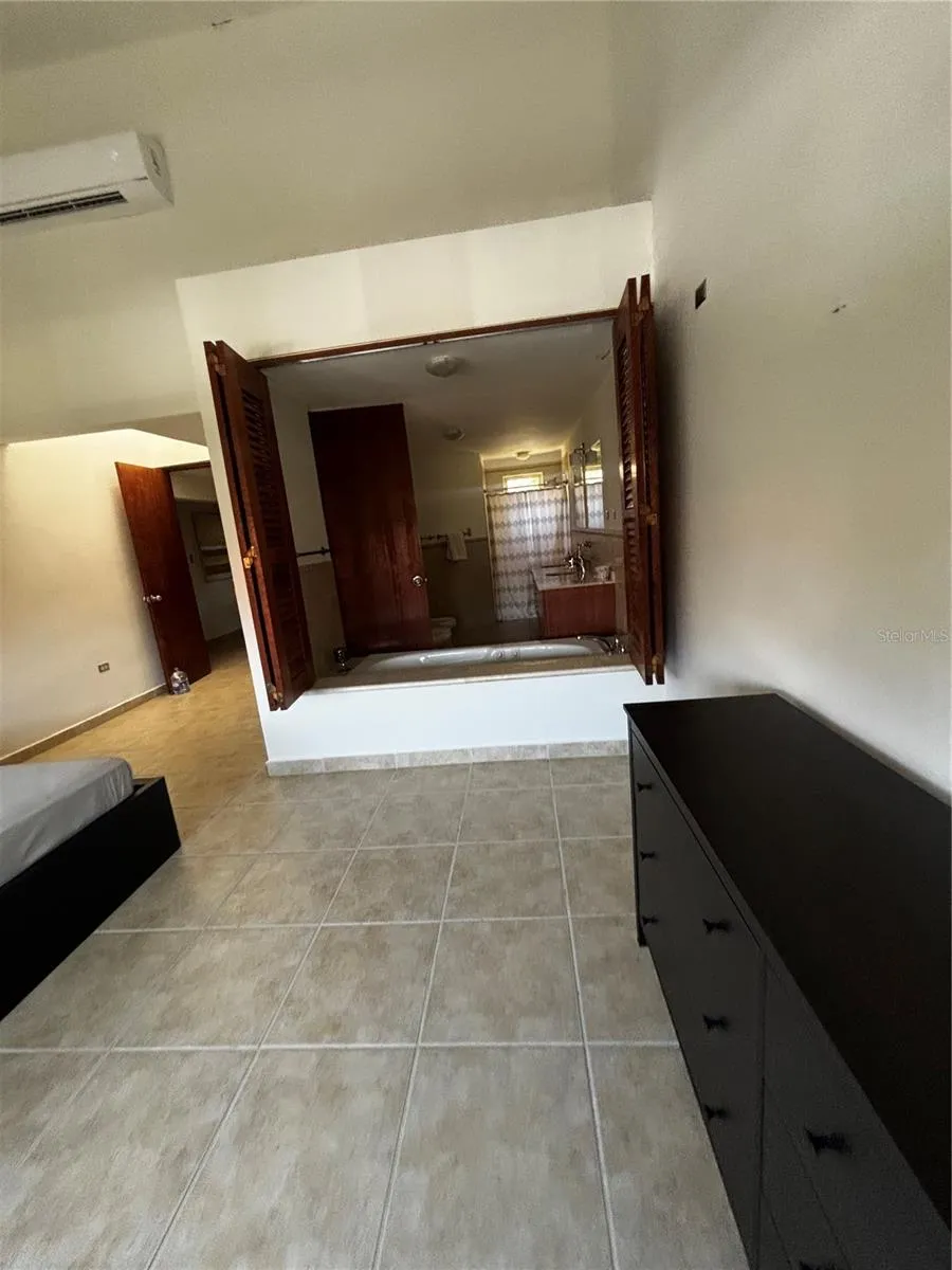 98 VIA POSITANO #98 Humacao, PR 00791