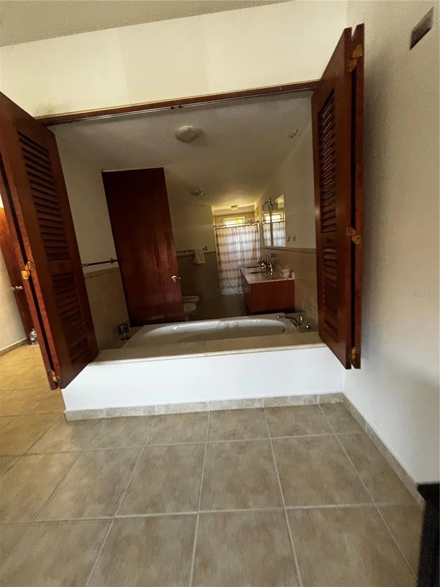 98 VIA POSITANO #98 Humacao, PR 00791