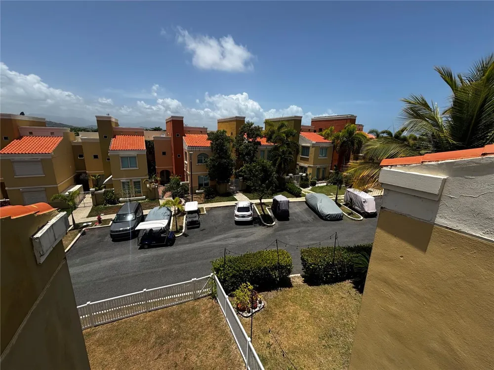 98 VIA POSITANO #98 Humacao, PR 00791