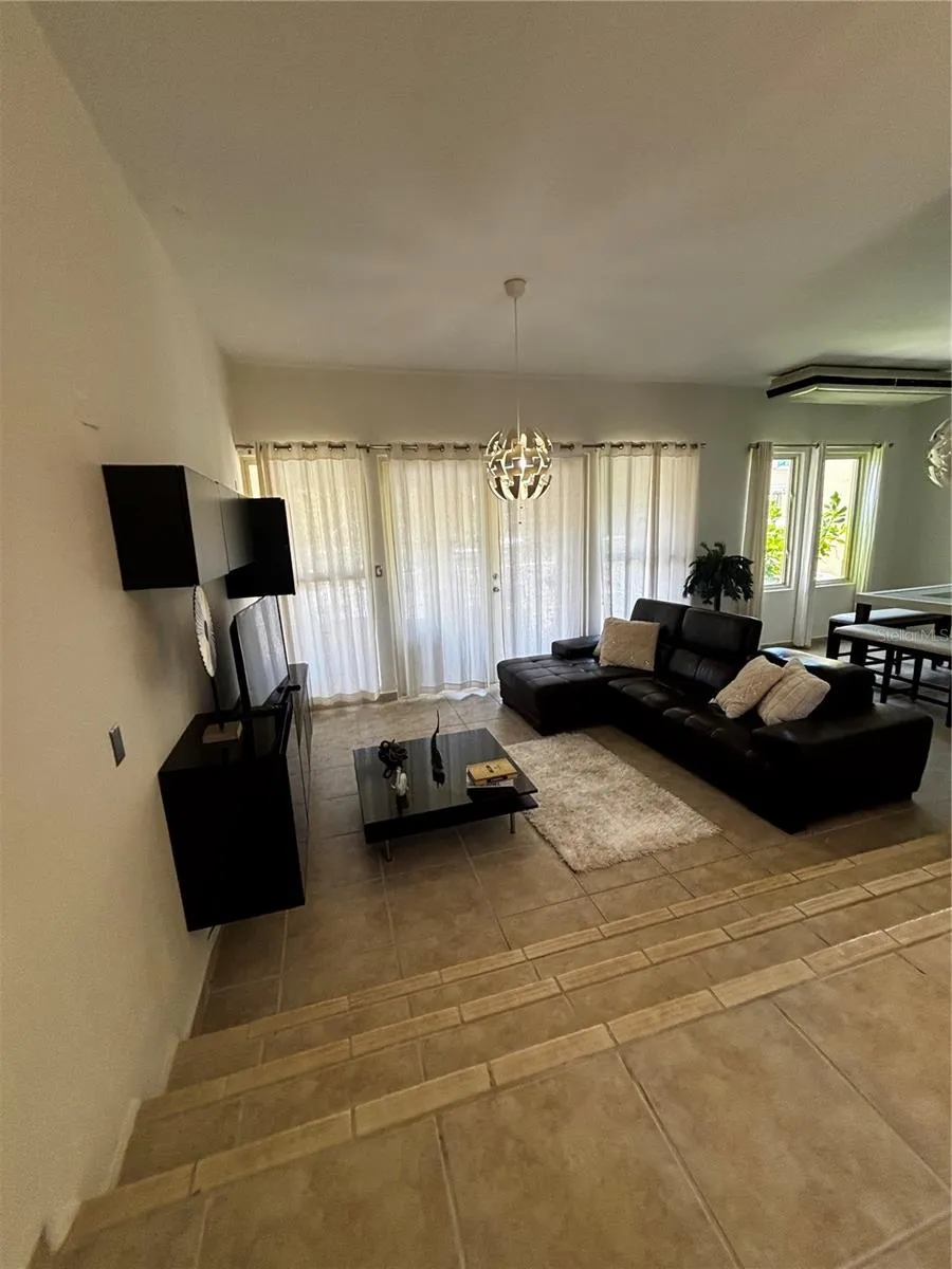 98 VIA POSITANO #98 Humacao, PR 00791